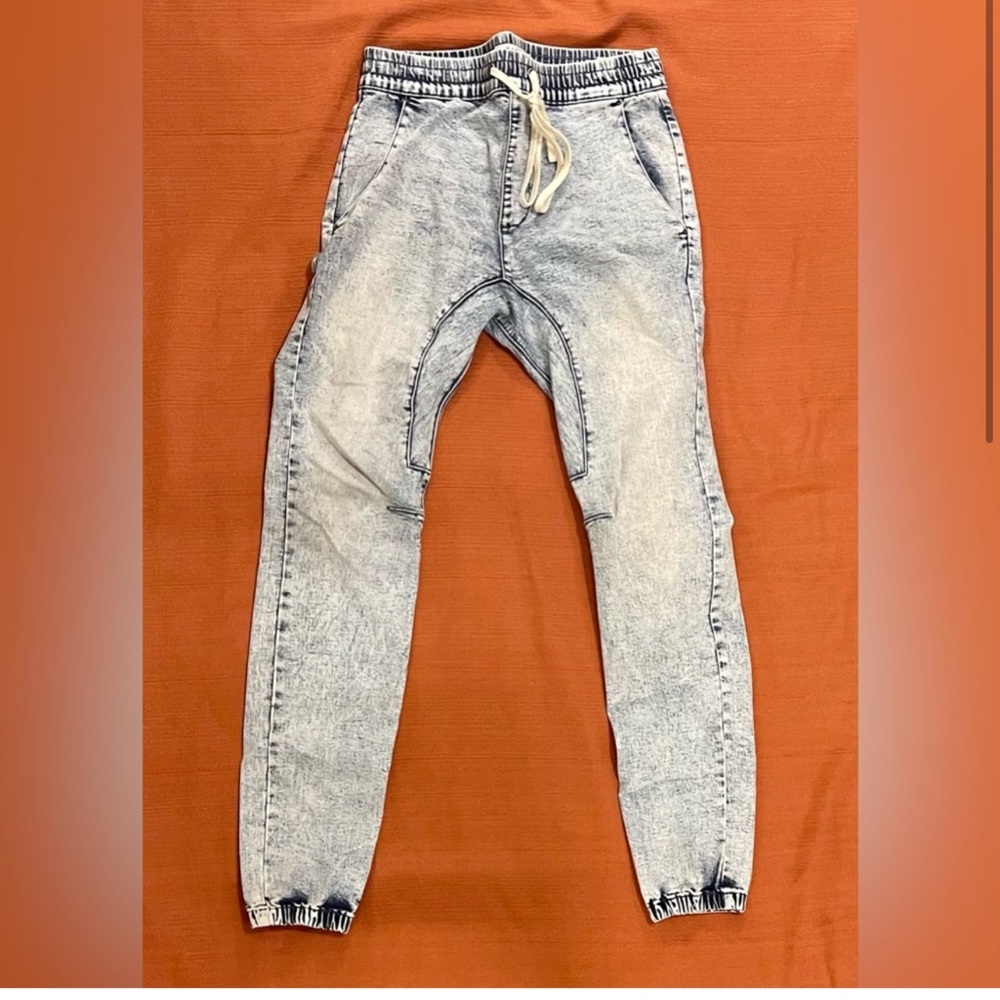 Jogger Jeans